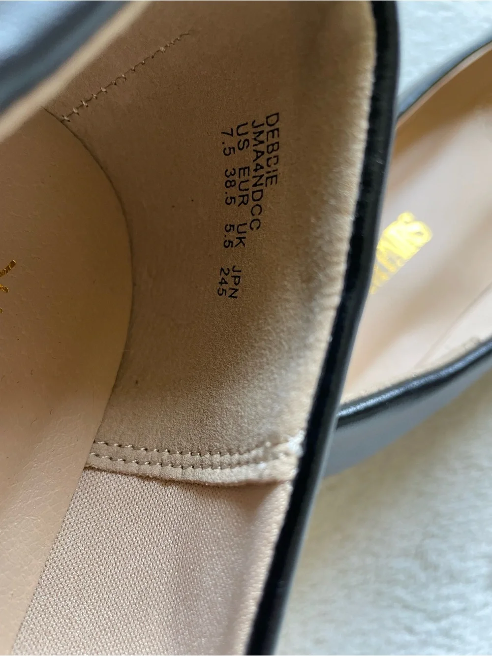 DREAM PAIRS Bundle Women's Debbie Mid Wedge Heel Pump Shoes Size 7.5 Nude/Black